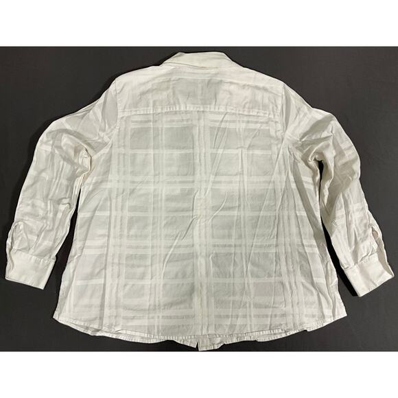 Foxcroft Women’s Shirt Shaped Fit 16W Button Tab Sleeves White Embossed - Picture 3 of 8